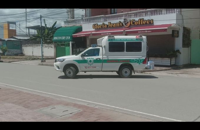 Ambulansia COVID-19. Foto Oe-Kusi Post/Raimundos Oki